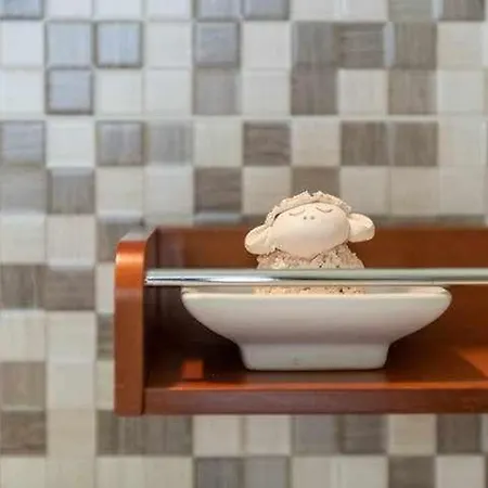 Bed & Breakfast L'arcobaleno Di Chia Cin It11101ce 3*