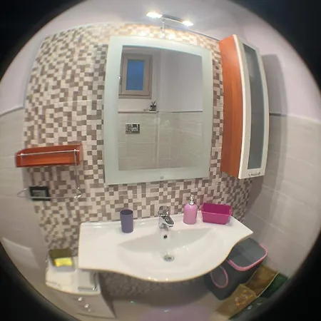 Bed & Breakfast L'arcobaleno Di Chia Cin It11101ce Domus De Maria