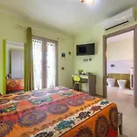 Bed & Breakfast L'arcobaleno Di Chia Cin It11101ce