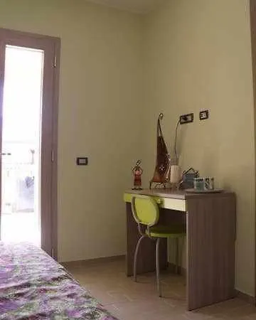 Larcobaleno Di Chia Cin It11101ce Bed & Breakfast *