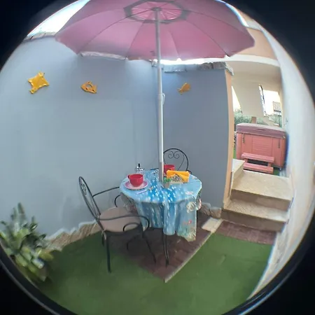 Bed & Breakfast Larcobaleno Di Chia Cin It11101ce *