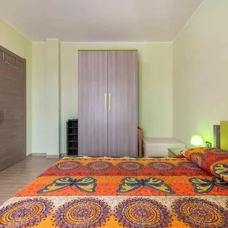 Bed & Breakfast Larcobaleno Di Chia Cin It11101ce Domus De Maria