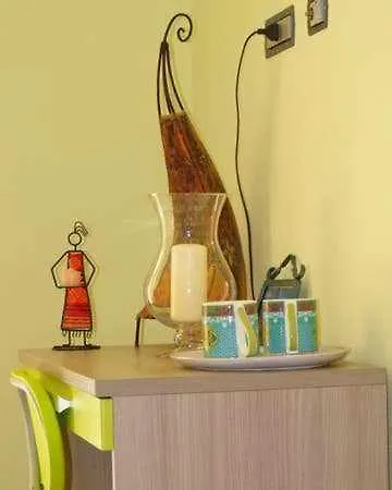 Bed & Breakfast Larcobaleno Di Chia Cin It11101ce Domus De Maria