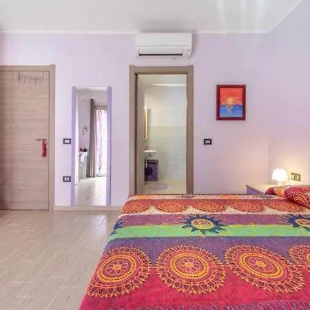 Bed & Breakfast Larcobaleno Di Chia *
